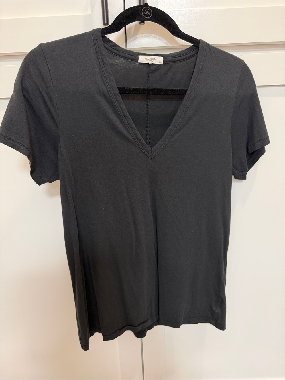 Black V-Neck Short Sleeve Tee